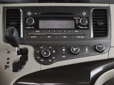 2011 Toyota Sienna XLE