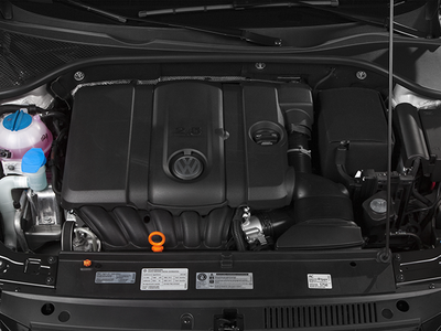 2014 Volkswagen Passat 1.8T Wolfsburg Edition