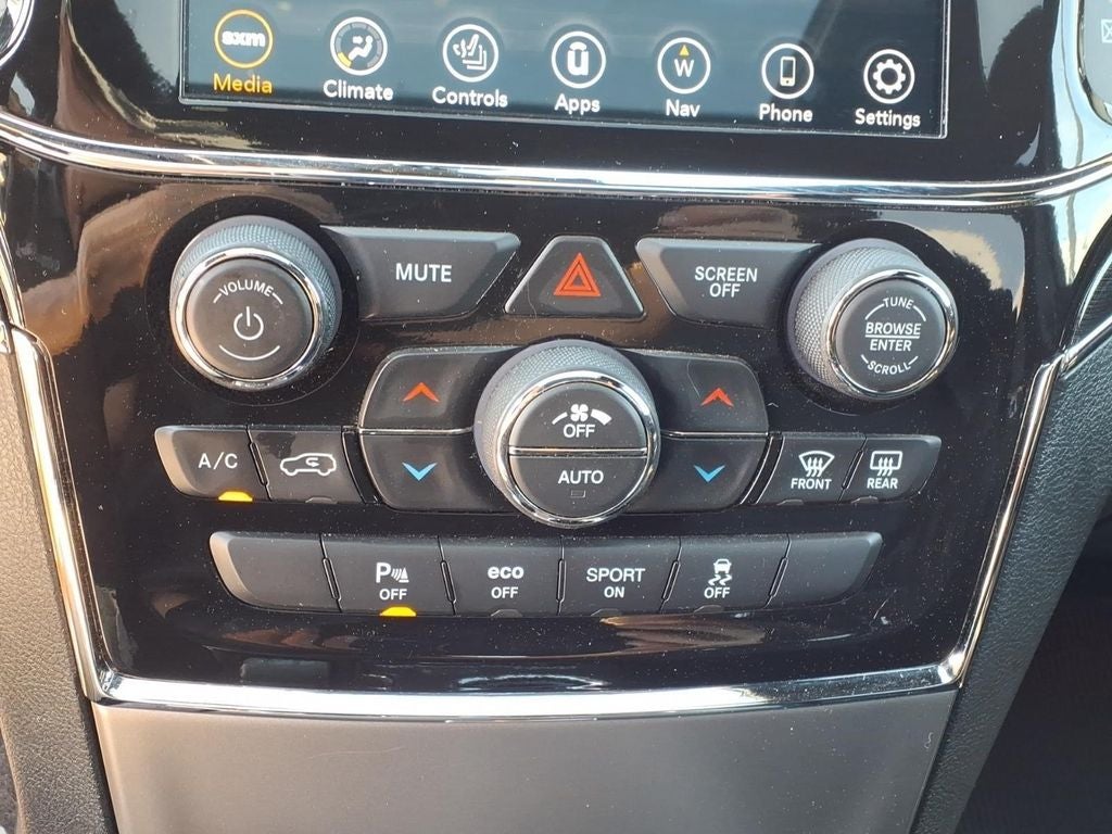 2021 Jeep Grand Cherokee Trailhawk Luxury Group