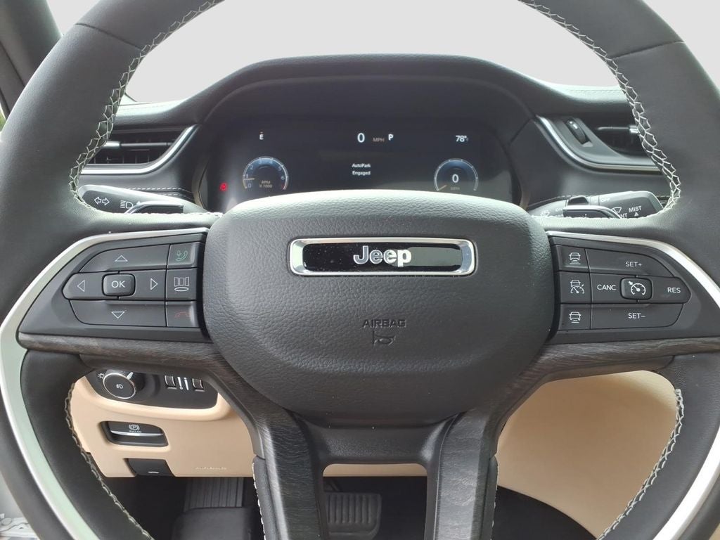 2025 Jeep Grand Cherokee Limited Luxury Tech II