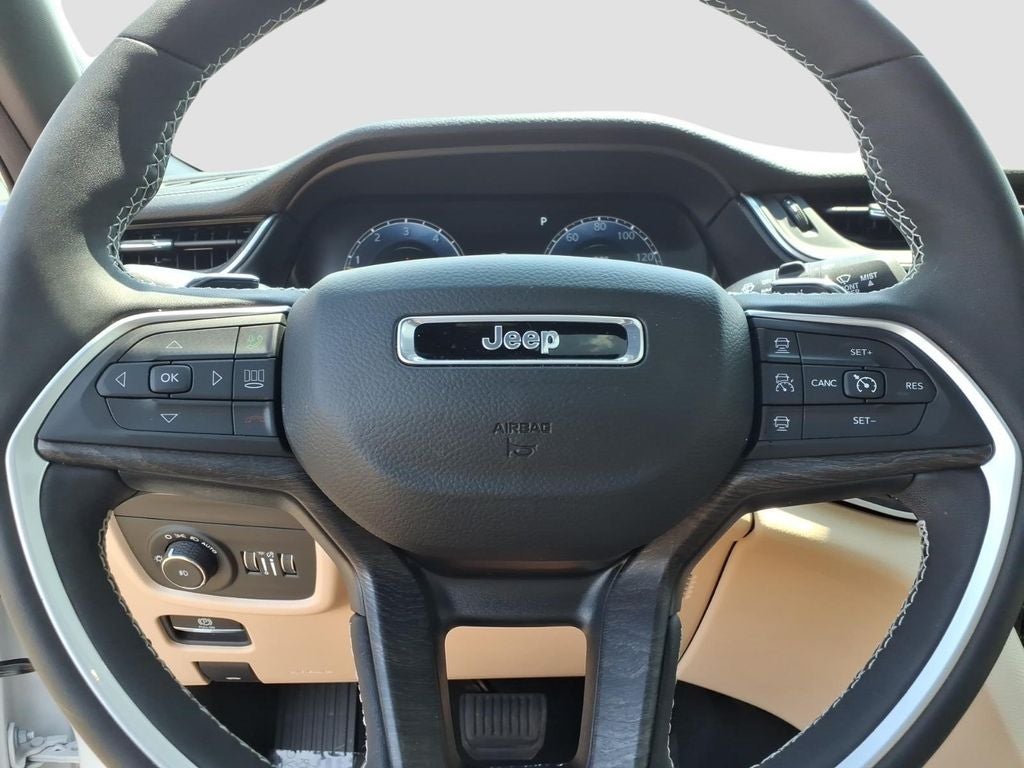 2025 Jeep Grand Cherokee Limited Luxury Tech II
