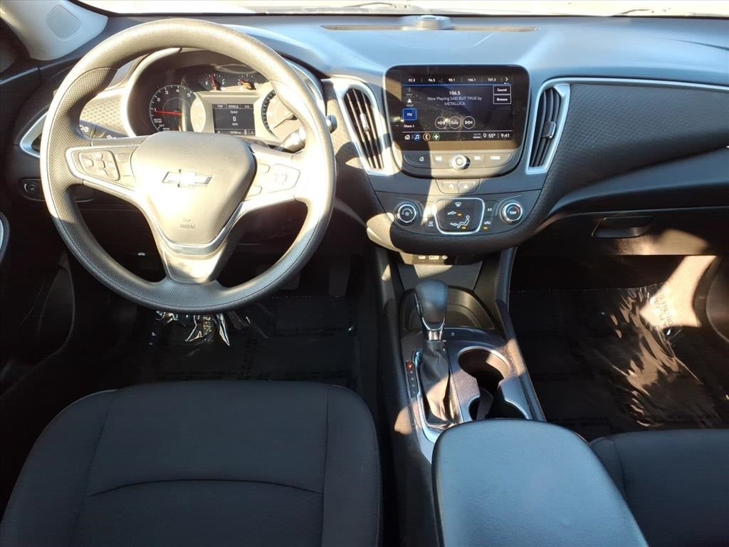 2022 Chevrolet Malibu LS 1LS