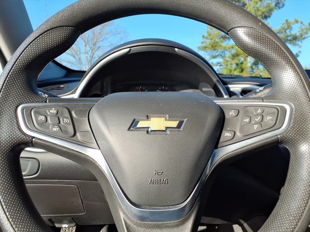 2022 Chevrolet Malibu LS 1LS