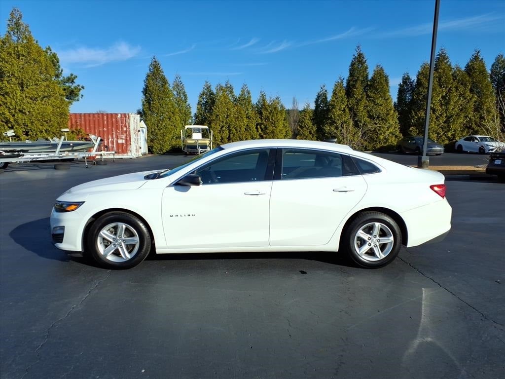 2022 Chevrolet Malibu LS 1LS