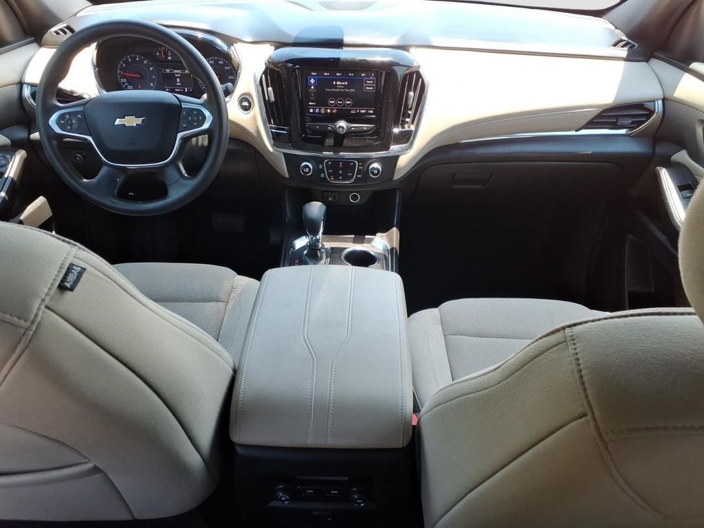 2023 Chevrolet Traverse LS w/1FL