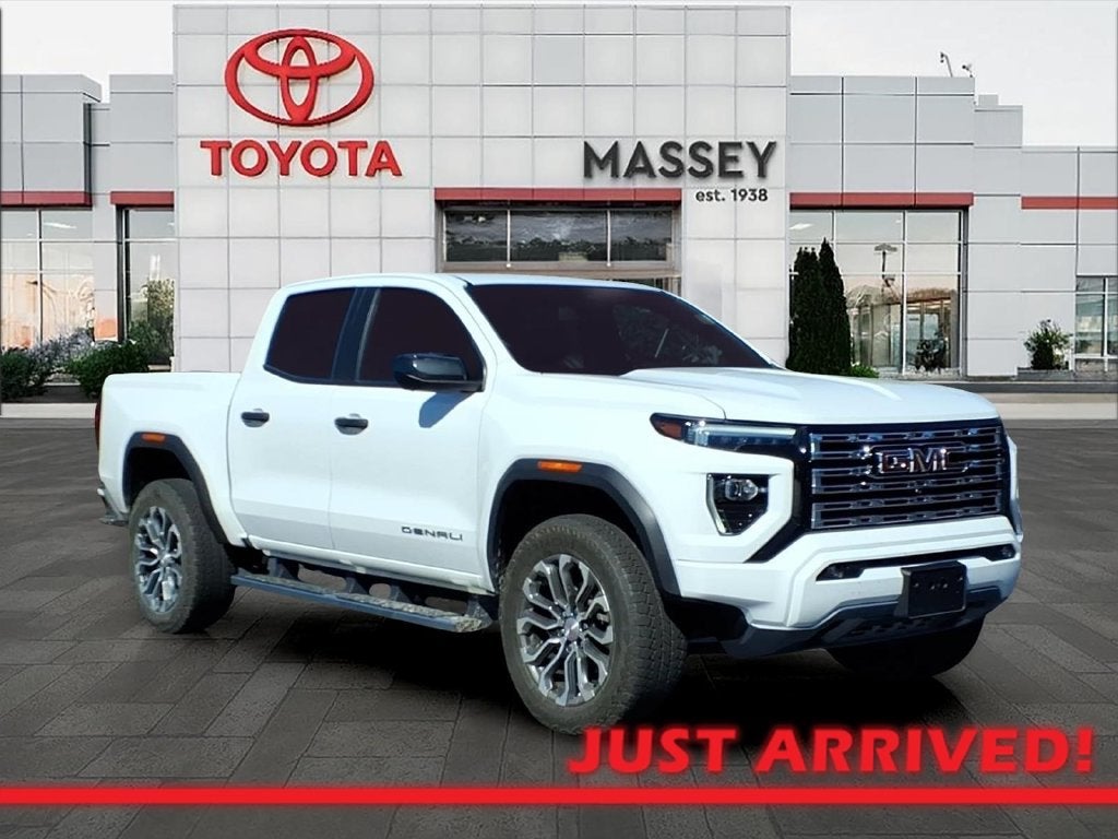 2024 GMC Canyon Denali