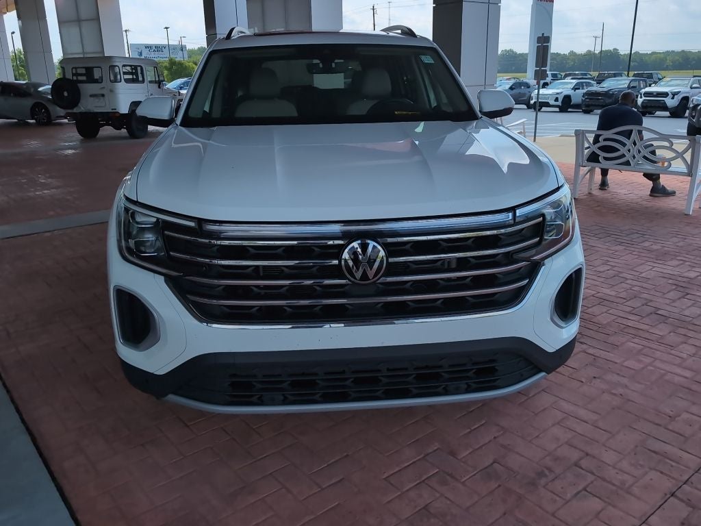 2025 Volkswagen Atlas 2.0T SE w/Technology