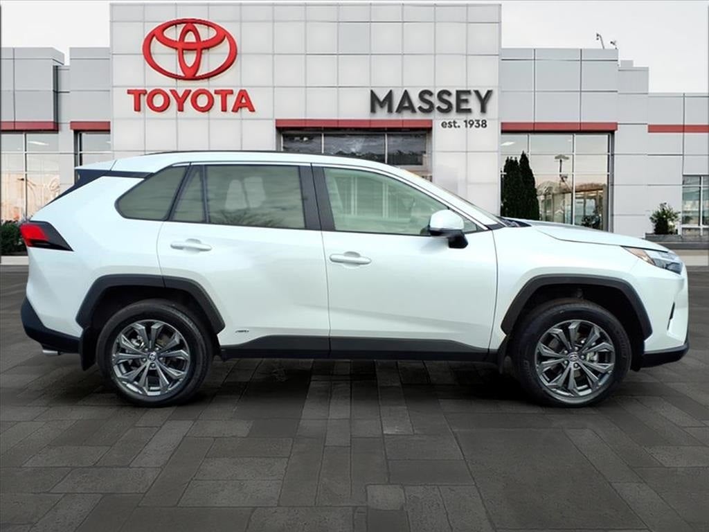2024 Toyota RAV4 Hybrid XLE Premium
