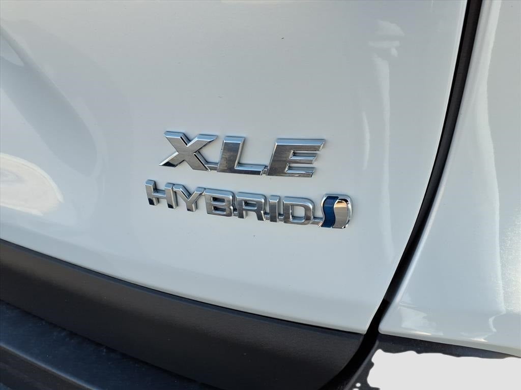 2024 Toyota RAV4 Hybrid XLE Premium