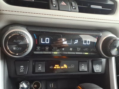 2025 Toyota RAV4 XLE Premium Weather Pkg, Upgrade Audio