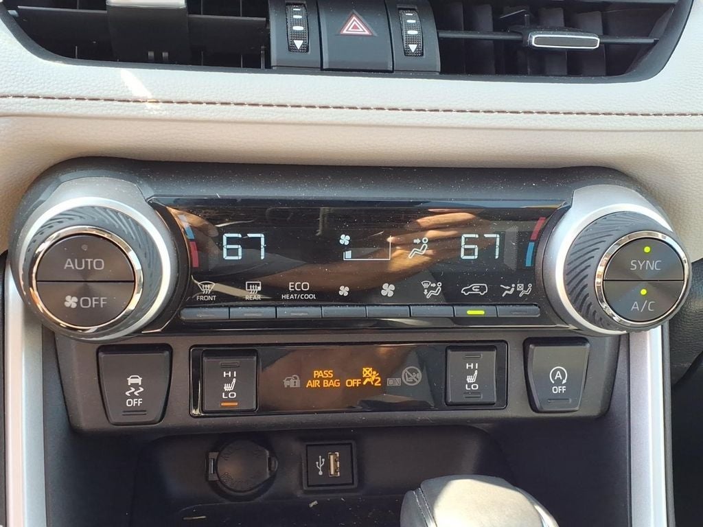 2025 Toyota RAV4 XLE Premium Weather Pkg, Upgrade Audio