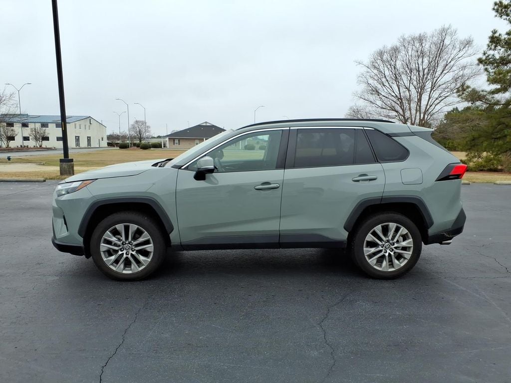 2022 Toyota RAV4 XLE Premium