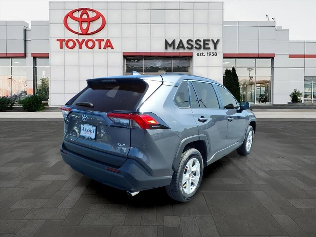 2021 Toyota RAV4 XLE