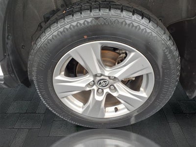 2024 Toyota RAV4 XLE AWD, Moonroof, Htd Seats
