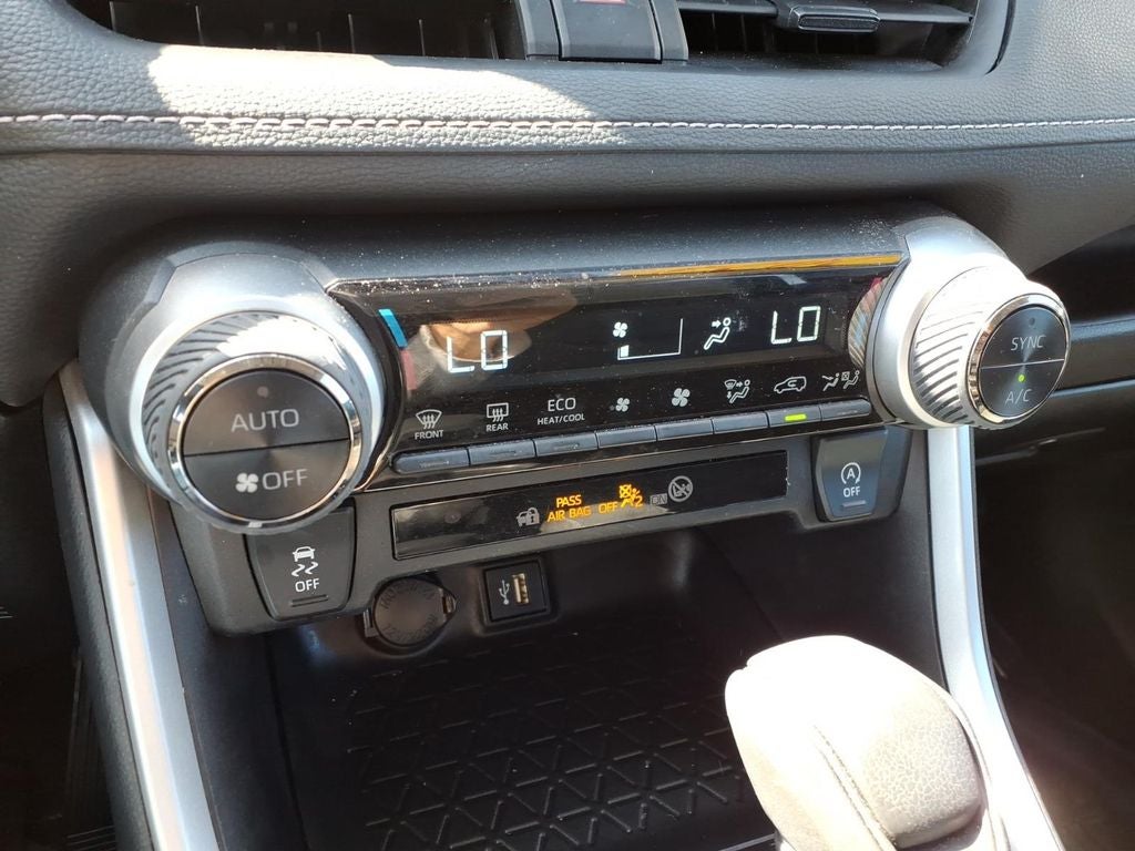 2024 Toyota RAV4 XLE Convenience Package