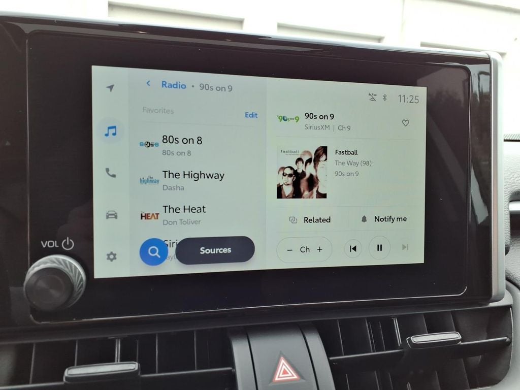 2025 Toyota RAV4 XLE