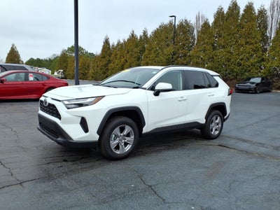 2025 Toyota RAV4 XLE