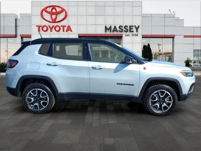2025 Jeep Compass Trailhawk