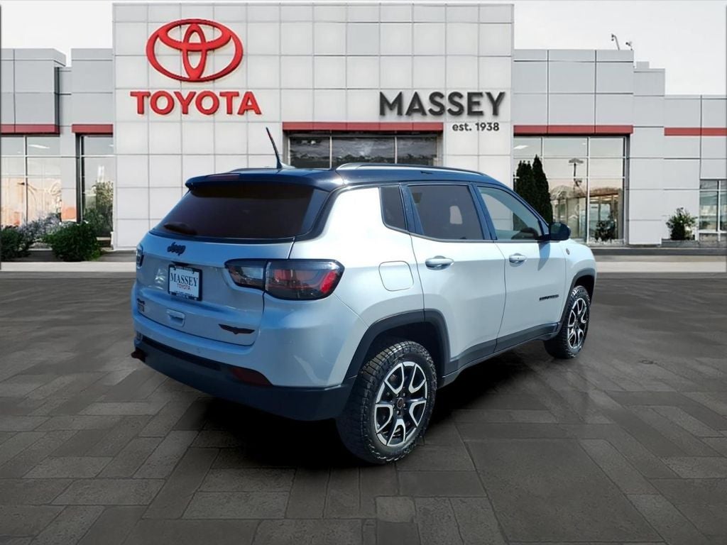 2025 Jeep Compass Trailhawk