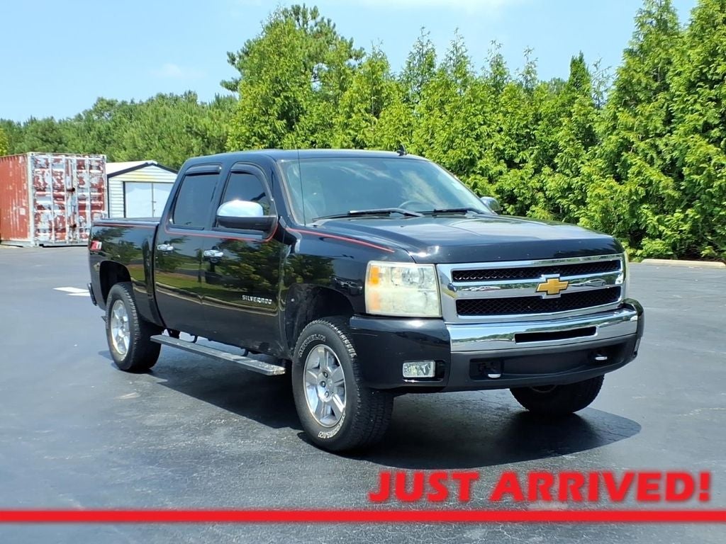 2011 Chevrolet Silverado 1500 LT Crew Cab's photo
