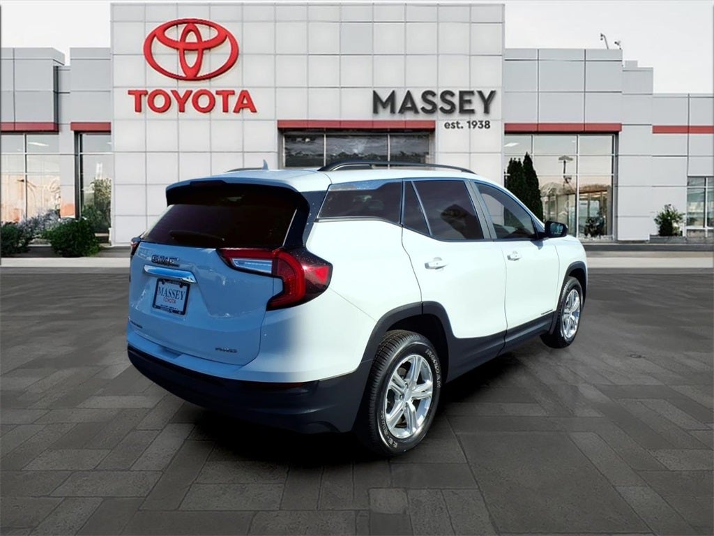 2024 GMC Terrain SLE