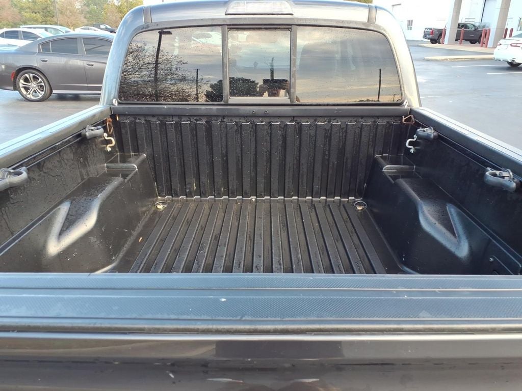 2022 Toyota Tacoma SR V6