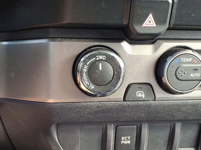 2022 Toyota Tacoma SR V6