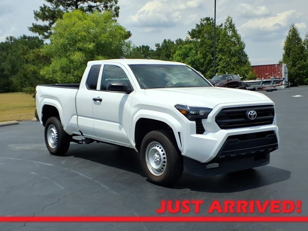 2025 Toyota Tacoma SR