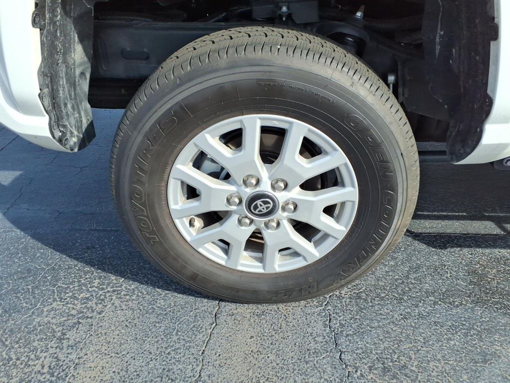 2025 Toyota Tacoma SR5