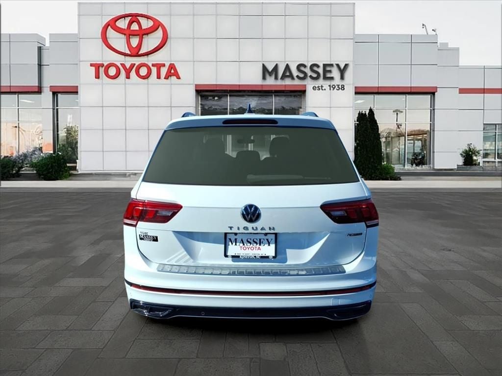 2023 Volkswagen Tiguan 2.0T SE R-Line Black