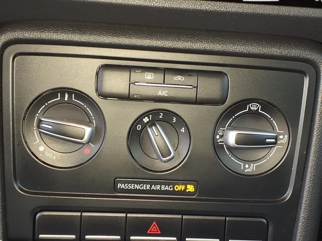 2019 Volkswagen Beetle 2.0T S