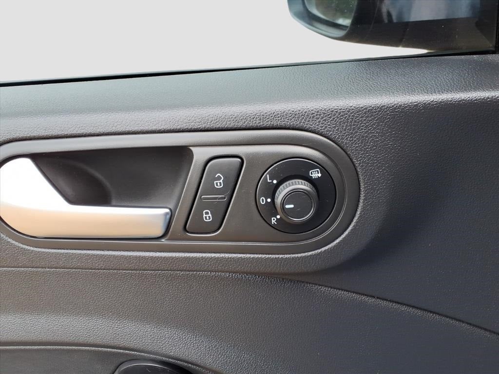 2019 Volkswagen Beetle 2.0T S