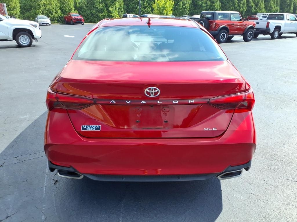 2021 Toyota Avalon XLE