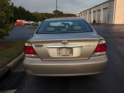 2005 Toyota Camry LE