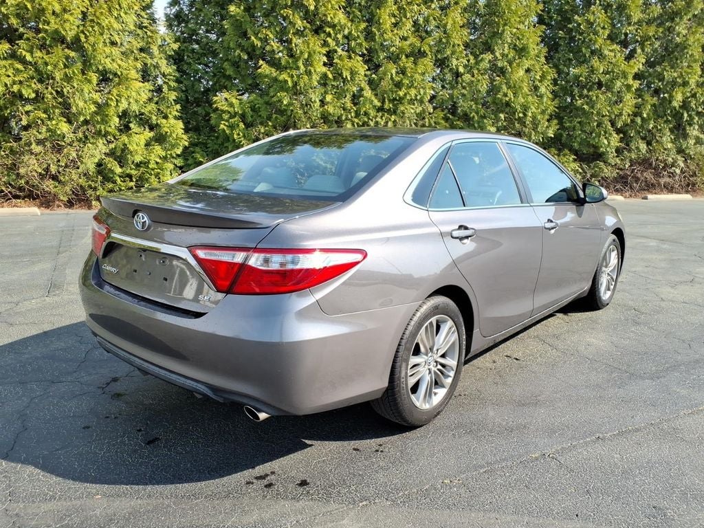 2015 Toyota Camry SE