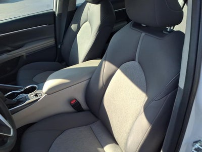 2023 Toyota Camry Hybrid LE