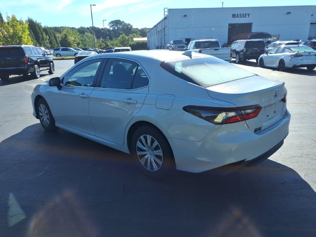 2023 Toyota Camry Hybrid LE