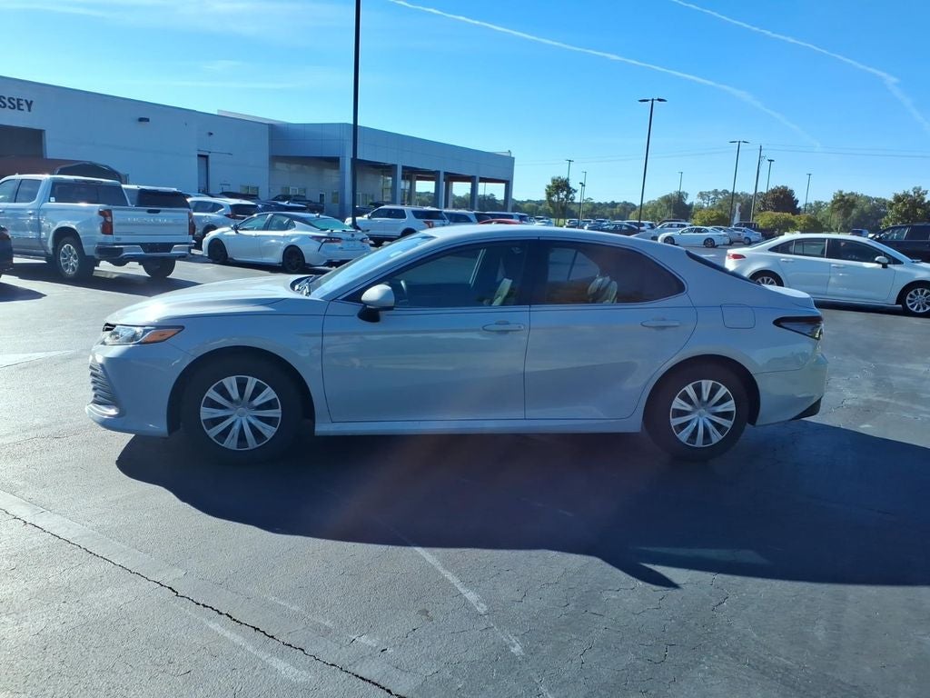 2023 Toyota Camry Hybrid LE