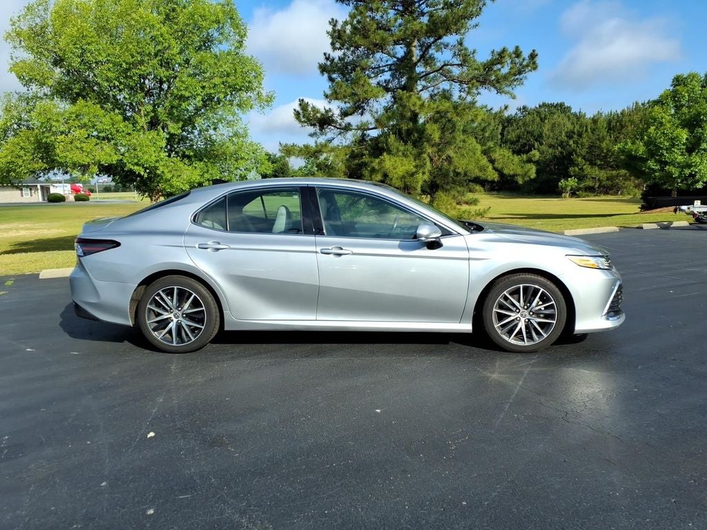 2024 Toyota Camry XLE V-6