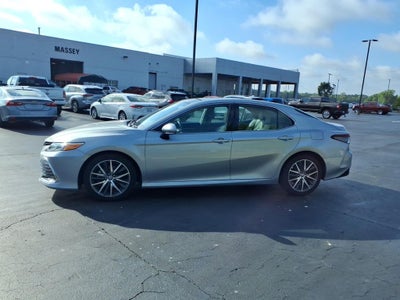 2024 Toyota Camry XLE V-6