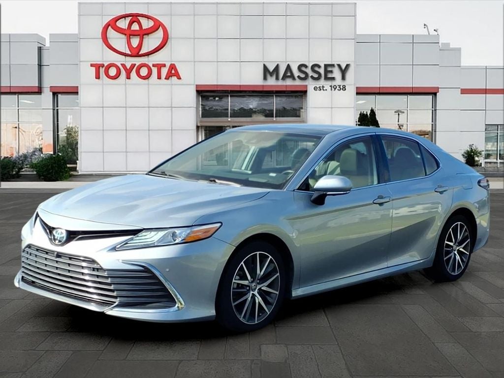 2024 Toyota Camry XLE V-6