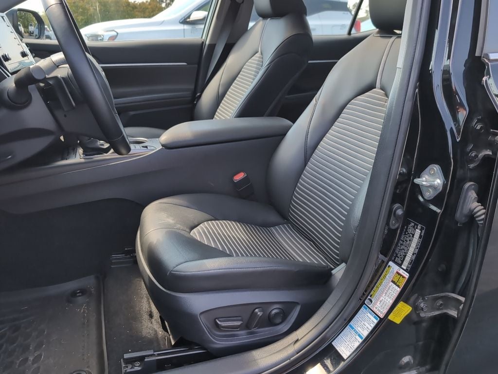 2023 Toyota Camry SE Moonroof, Cold Weather Pkg
