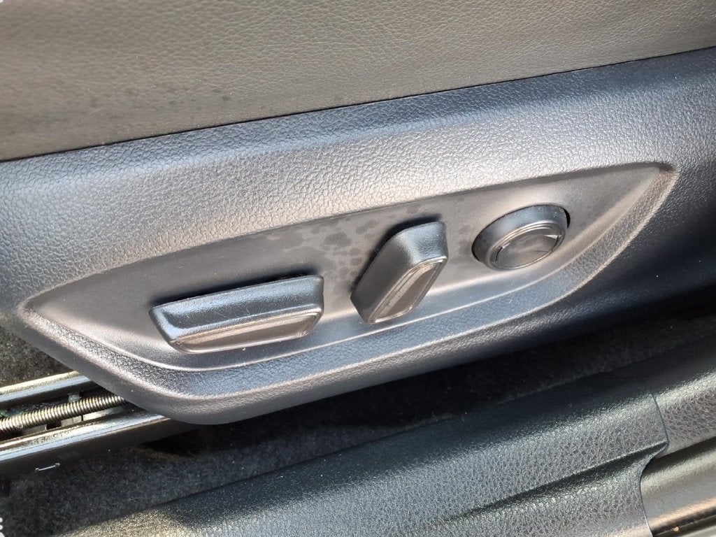 2023 Toyota Camry SE AWD, Moonroof, Cold Weather Pkg