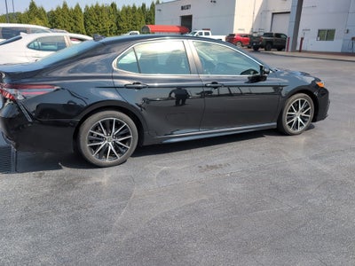 2023 Toyota Camry SE Moonroof, Cold Weather Pkg