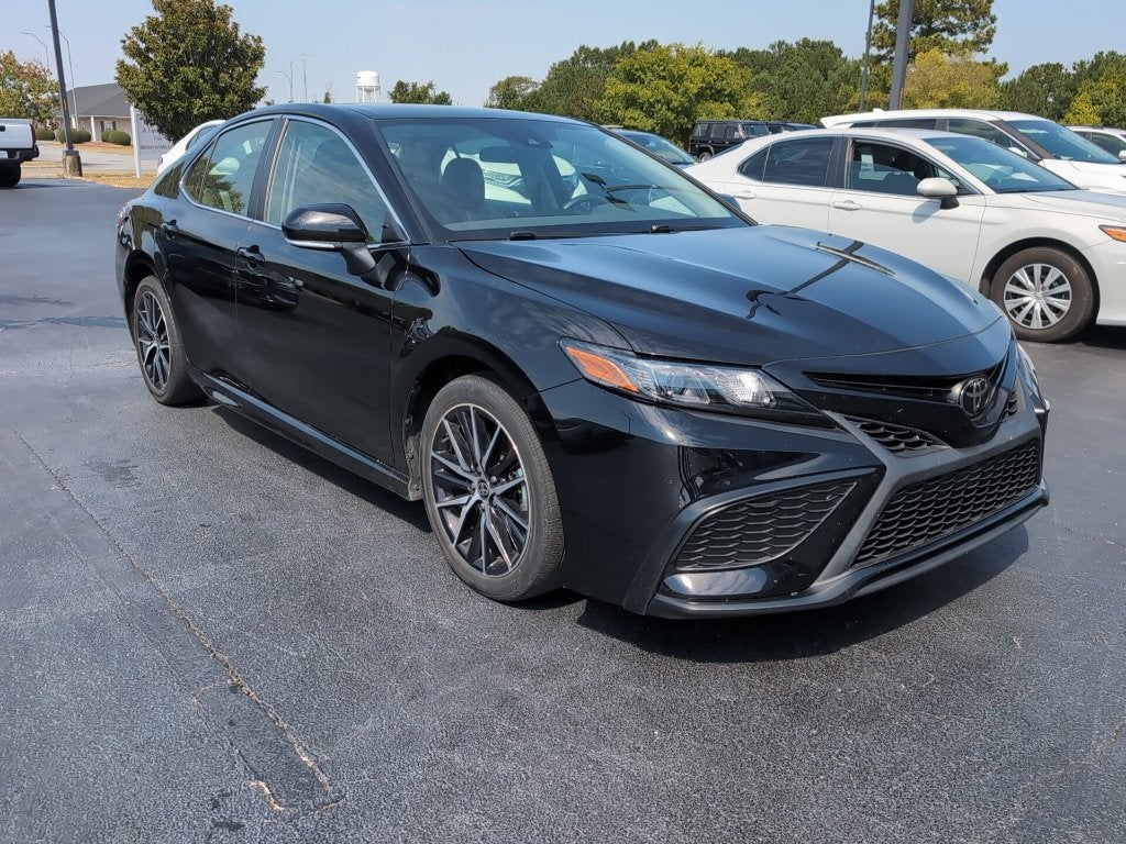 2023 Toyota Camry SE Moonroof, Cold Weather Pkg