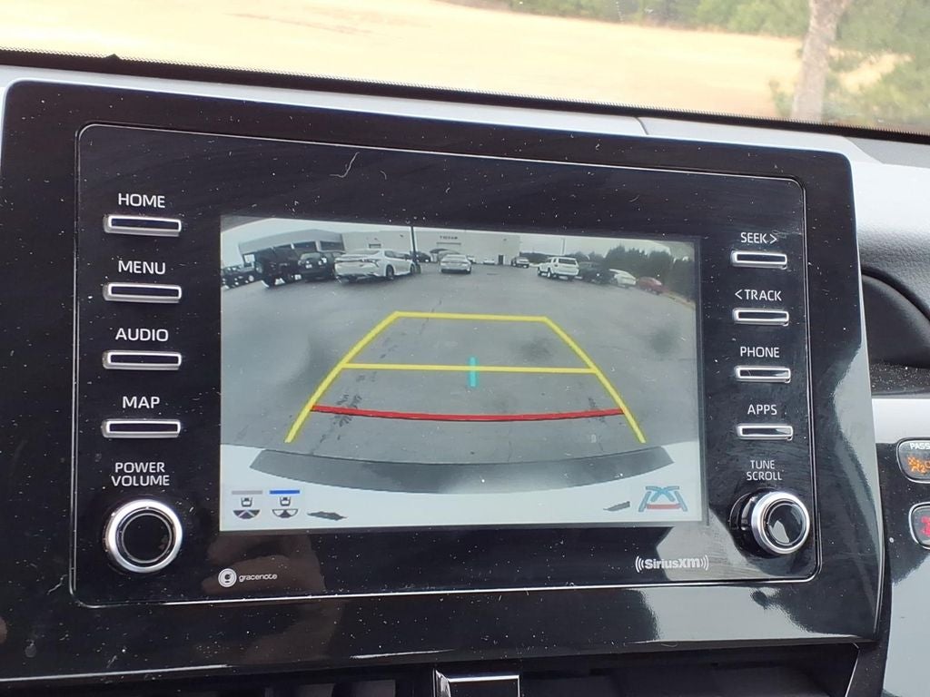 2022 Toyota Camry Hybrid SE