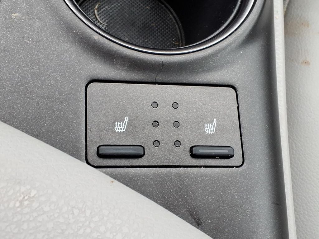 2022 Toyota Camry Hybrid SE