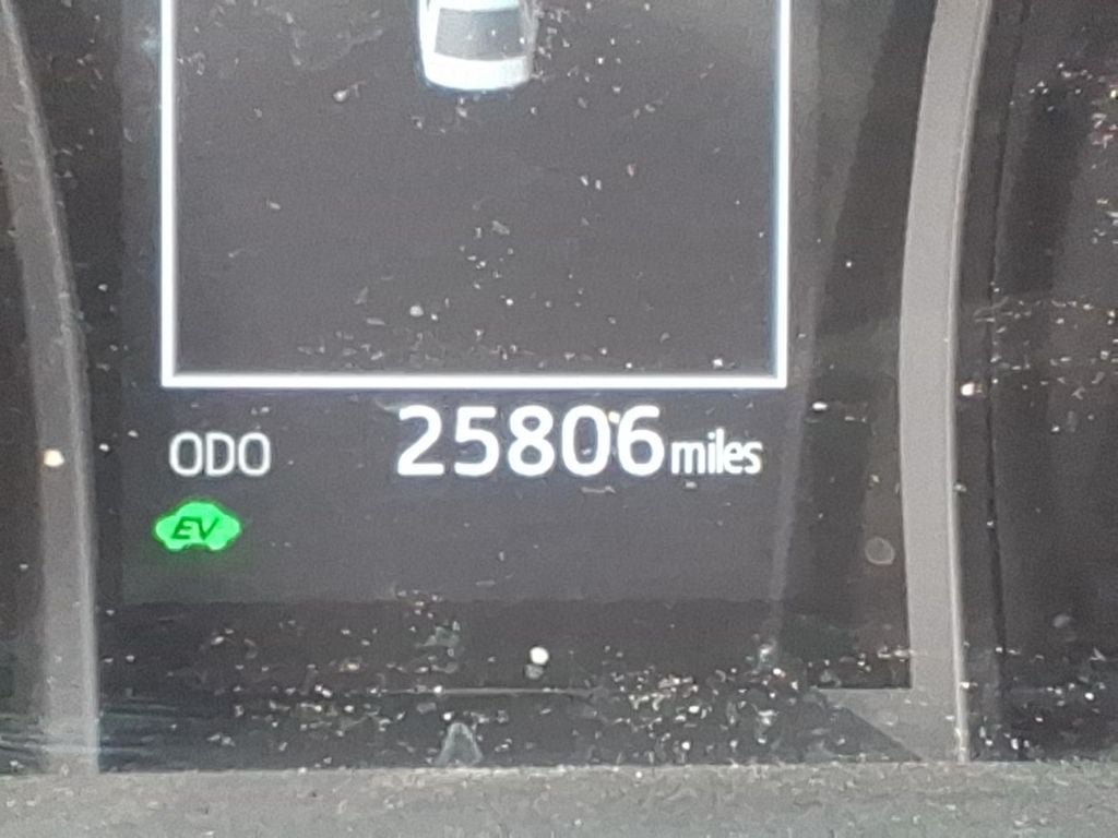 2022 Toyota Camry Hybrid SE