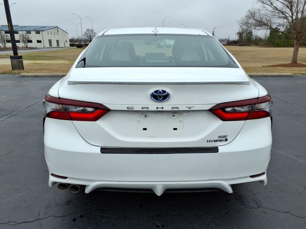 2022 Toyota Camry Hybrid SE