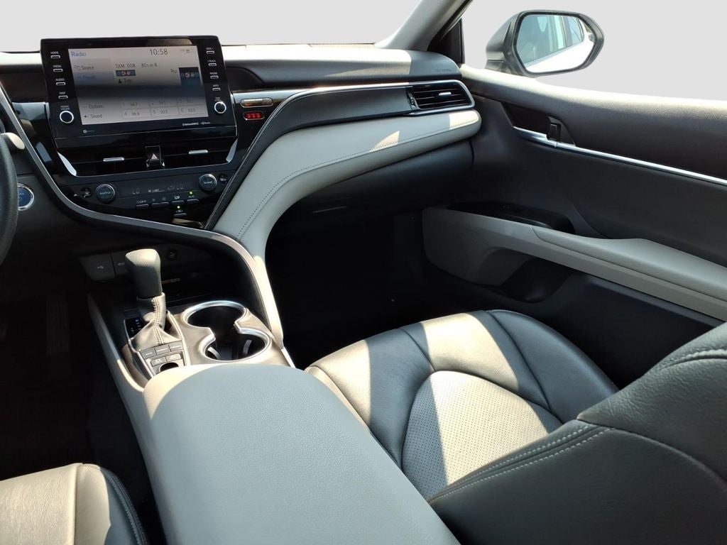 2024 Toyota Camry Hybrid LE Moonroof, Audio Plus
